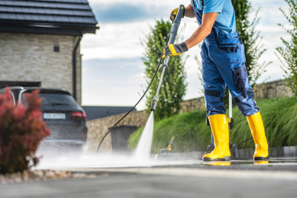 Best Roof Pressure Washing  in La Crosse, KS